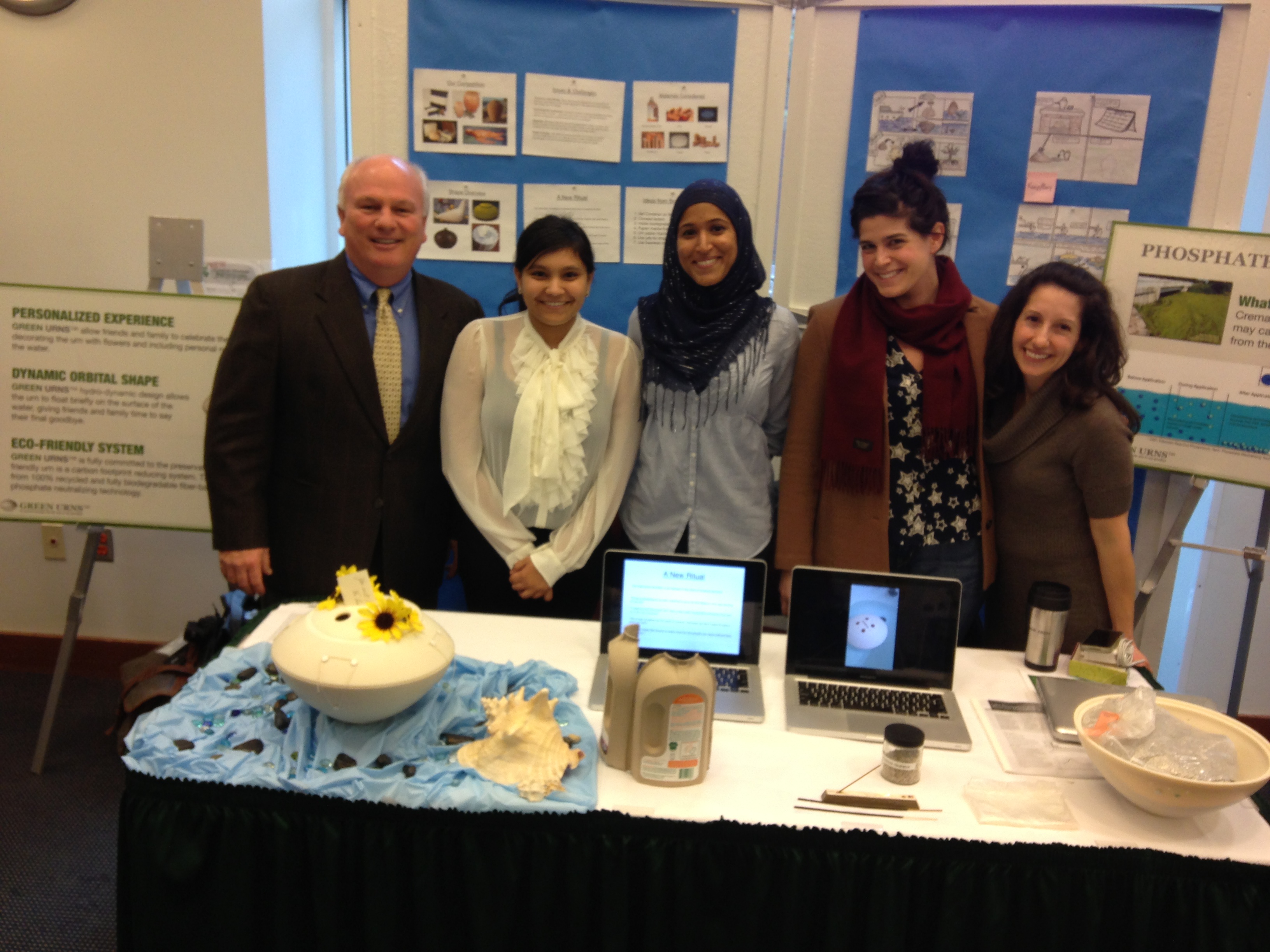 2012_Team_Green_Urn_3